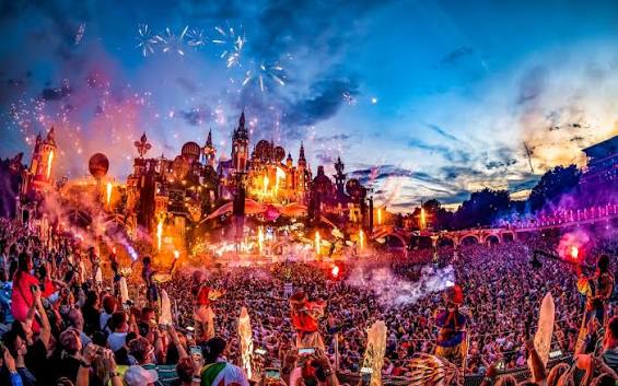 tomorrowland besucherzahlen